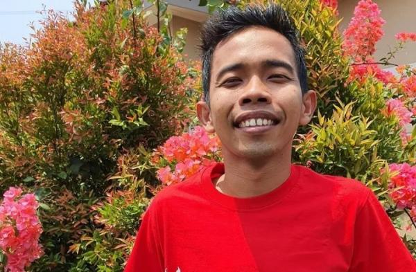 Artis pernah jadi OB. (Foto: Instagram)