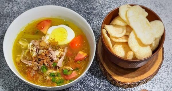 resep soto banjar bening Ilustrasi kuliner di Kalimantan Selatan, Soto Banjar, (Foto: Instragram/@lilykitc88)