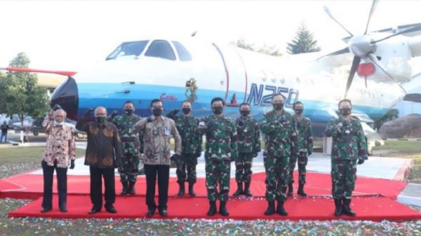 pesawat n250 tni Peresmian monumen pesawat N250. (Foto: Puspen TNI).
