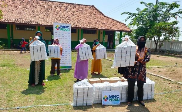 MNC Peduli Di Desa Pantai Bakti Bekasi MNC Peduli di Desa Pantai Bakti Bekasi, Kamis, 27 Agustus 2020. (Foto: MNC Peduli)