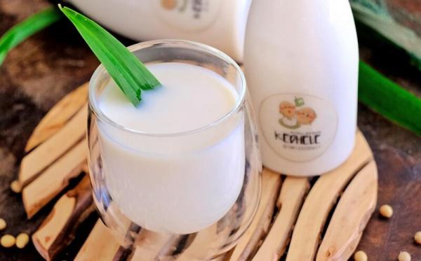Susu kedelai bisa turunkan kolesterol  (iNews.id/esa putra tanjung)