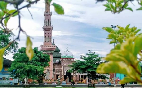 Masjid Agung An Nur Pekanbaru (Foto: Instagram IG@akahsoo12)
