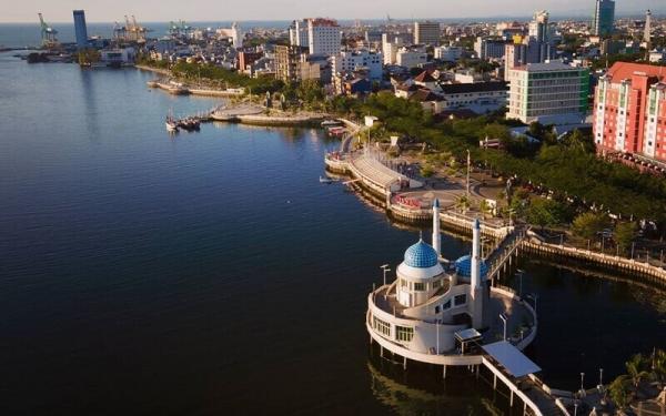 Pantai Losari (Foto: Instagram IG@zulkarnain_aidid)