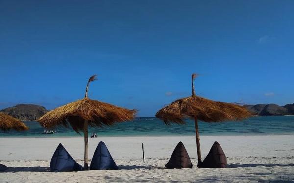 Pantai Tanjung Aan (Foto: Instagram IG@ademaulidurriza)