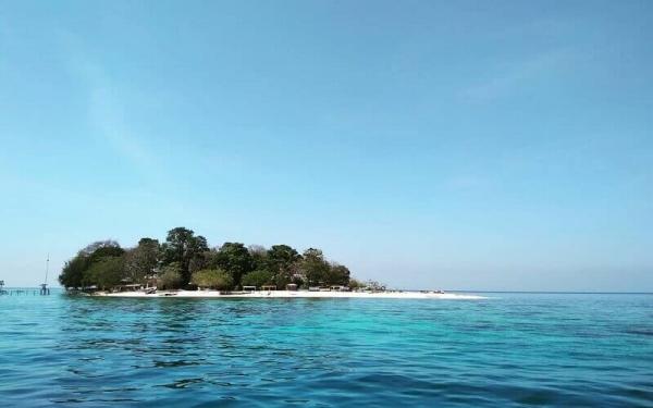 Pulau Samalona (Foto: Instagram IG@rauf.musadat)