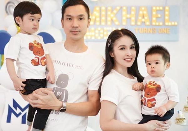 Artis cantik beruntung dinikahi konglomerat, Sandra Dewi.