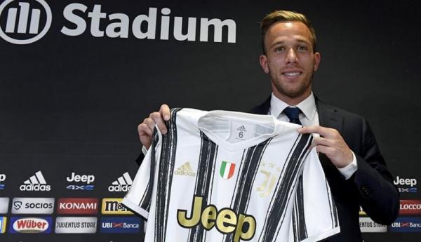 2 Arthur Melo