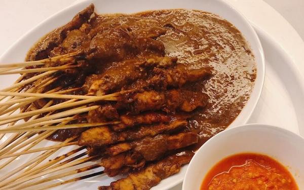 Sate Madura Sambal Kacang (Foto: Instagram IG@kevoodie)