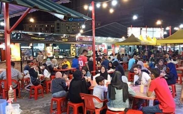 Carnival Night Market (Foto: IG@berrumbu_kitchen)