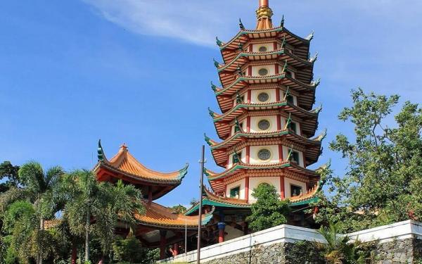 Pagoda Buddhagaya Watugong (Foto: IG@dadozhuharahap)