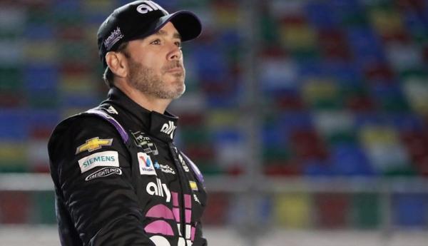 4 Jimmie Johnson