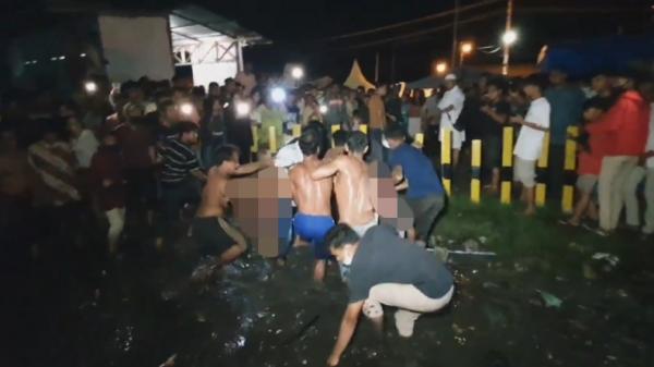 Korban terlindas kereta di Medan, Sumut berhasil dievakuasi (Yudha Bahar/iNews)