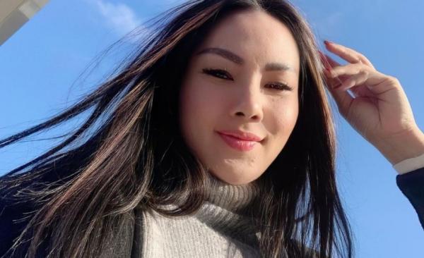 Artis cezai lebih dari dua kali. (foto: Instagram)