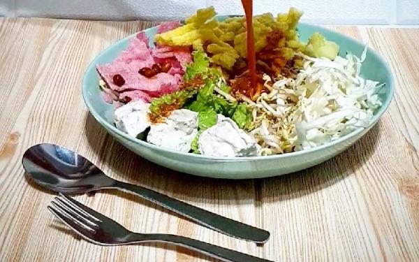 Asinan Betawi Kerupuk Mi (Foto: IG@ping_ping_yip)