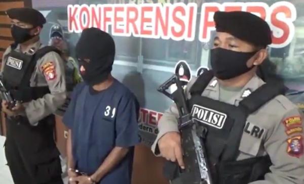 21 Ayah Bejat