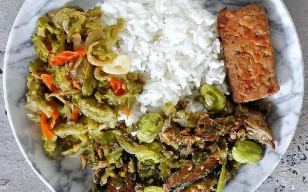 Tumis Pare Tempe (Foto: Instagram IG@isnasutanto)