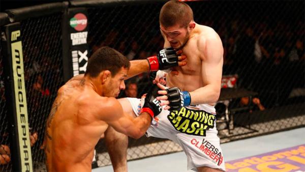 Khabib Nurmagomedov vs Rafael dos Anjos Khabib Nurmagomedov vs Abel Trujillo (Foto: FightMag)
