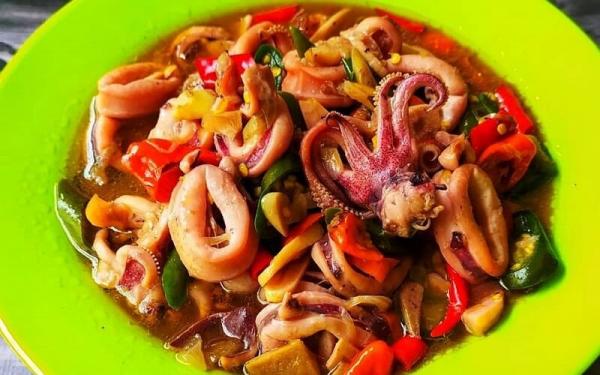 Resep Cumi Saus Tiram Cah Kangkung (Foto: Instagram IG@diyah.fp)