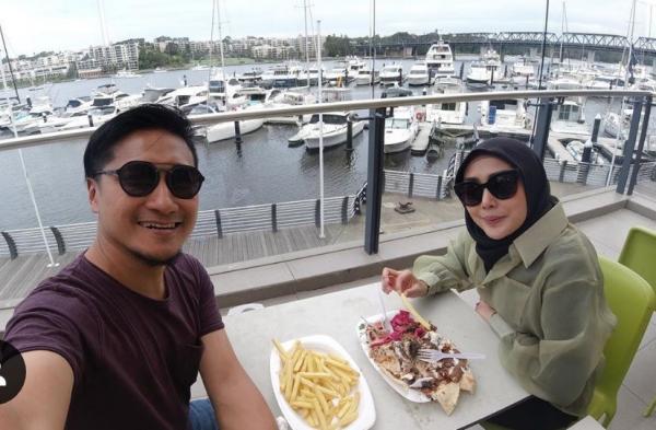Pasangan Artis Kompak Hijrah. (Foto: instagram)