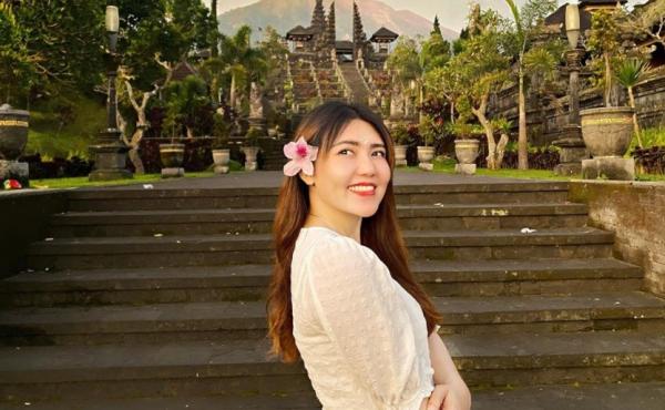 Artis pernah alami Momen Memalukan saat Live di TV. (Foto: Instagram)