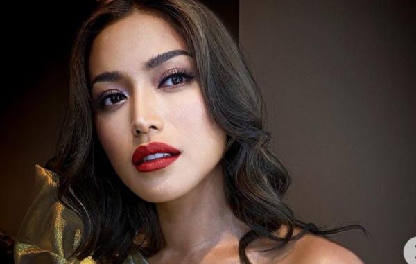 Jessica Iskandar Artis Menikah dengan Bangsawan (Foto: Instagram)