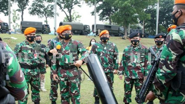Panglima TNI di Markas Paskhas, Lanud Halim Perdanakusuma, Jakarta, Kamis (19/11/2020). (Foto: Puspen TNI).