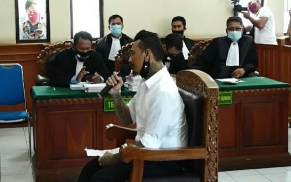 Jerinx di Pengadilan Negeri Denpasar.