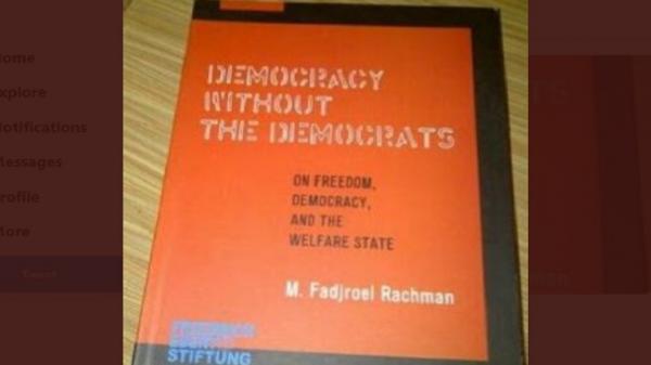 buku fadjroel ist Buku karya Fadjroel Rachman. (Foto: Twitter/FR).
