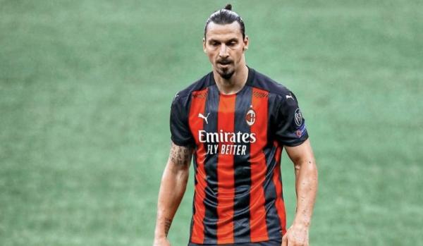 Zlatan Ibrahimovic Striker AC Milan, Zlatan Ibrahimovic (Foto: Twitter @FootballFactly)