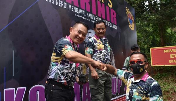 Pangdam Jaya Pangdam Jaya Mayjen TNI Dudung Abdurachman menjadi runner-up lomba menembak Dankormar Cup 2020. (Foto dok Dispenmar).