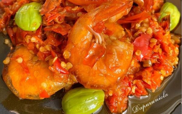 Resep Udang Balado Telur Puyuh (Foto: Instagram @dapuruniola)