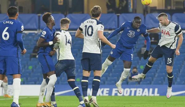 Chelsea 0-0 Tottenham Chelsea 0-0 Tottenham (Foto: Premier League)