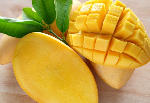Buah mangga memiliki sejumlah manfaat bagi kesehatan. (foto: ist)