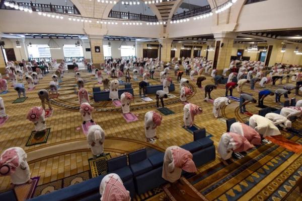 Kisah Sahabat Sholat dalam Kondisi Mabuk Minuman Keras