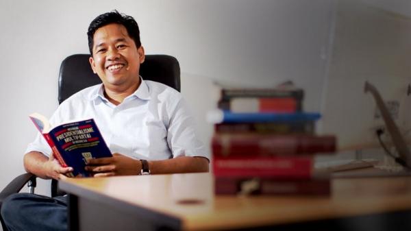 Manager Program SMRC Saidiman Ahmad Manager Program SMRC Saidiman Ahmad. (Foto: Istimewa)