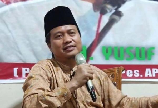 Pengasuh Ponpes Tegalrejo, Magelang, KH M Yusuf Chudlori. (Istimewa)