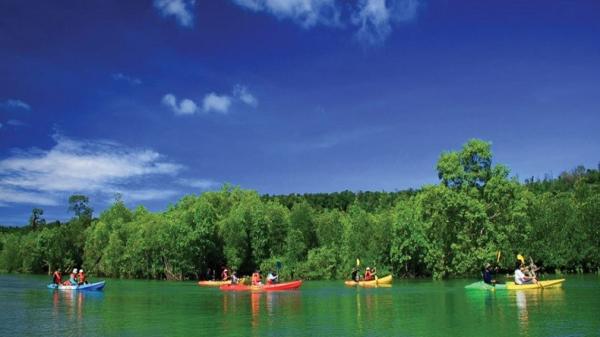 Adv Lido 3 Menyambut perayaan Sin Cia, Lido Lake Resort by MNC Hotel memberikan promo spesial Imlek dengan staycation bersama keluarga. (Foto: MNC Media).