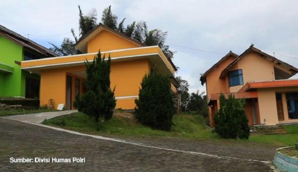 Teroris2 Lokasi suasana tempat latihan Jamaah Islamiyah di Semarang. (Foto dok Humas Mabes Polri).