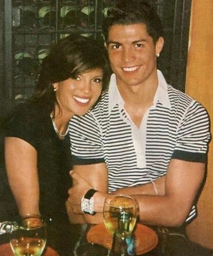 Mirella Grisales (kiri) saat masih berpacaran dengan Cristiano Ronaldo. (Foto: FootTheBall)