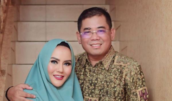 Nita Thalia Dan Mantan Suami1