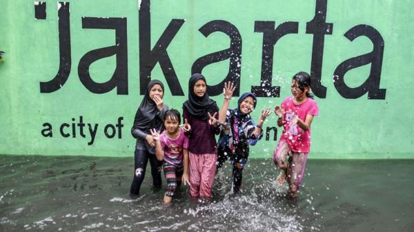 25 Antara Banjir Jakarta 3 Sejumlah wilayah di Jakarta Utara kebanjiran setelah diguyur hujan deras sejak pagi, Selasa (16/2/2021). (Foto: Yohannes Tobing/ Sindonws).
