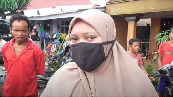 kucing medan Sonia, warga Medan yang kaget kucing peliharaannya sudah dimutilasi. (foto: iNews/Ahmad Ridwan Nasution)
