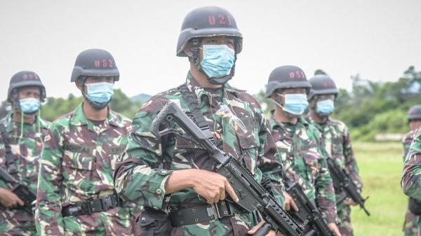 Senjata SS2 Pindad Keluaran Terbaru2 Detasemen Kawal Khusus Kementerian Pertahanan RI latihan tembak di Pusat Pendidikan dan Latihan Kopassus, Batujajar. (Foto: Istimewa/PT Pindad)