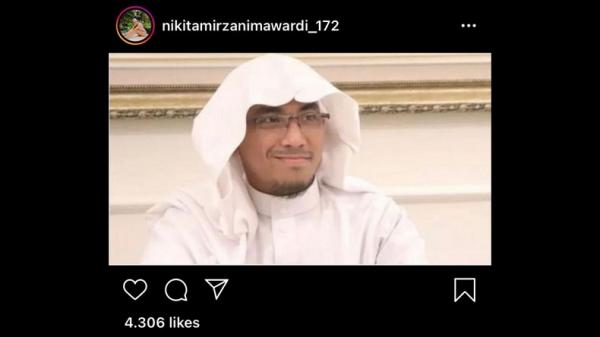 nikita doakan ustaz maaher ist Nikita Mirzani mengunggah foto dan menyampaikan duka cita atas meninggalnya Ustaz Maaher At-Thuwailibi, Senin (8/2/2021). (Foto: Instagram)