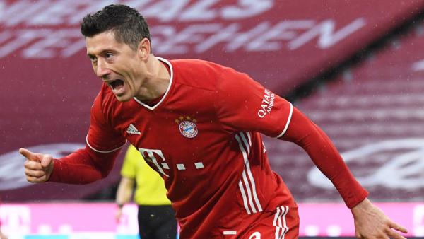Lewandowski Bayern Striker Bayern Munchen Robert Lewandowski jadi tumpuan tim untuk melibas Tigres UANL pada final Piala Dunia Antarklub 2020 di Education City Stadium, Ar Rayyan, Qatar, Jumat (12/2/2021) dini hari WIB. (Foto: REUTERS)