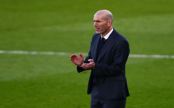Zinedine Zidane saat menjadi pelatih (Foto: Reuters)