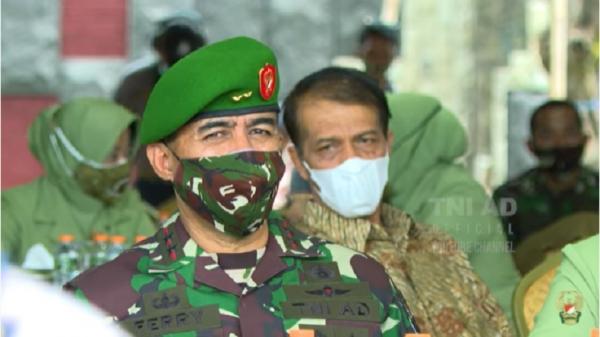 Ferry Zein Dispenad Dansecapa AD Mayjen TNI Ferry Zein.