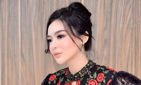 Wika Salim Penyanyi Dangdut Artis cantik Indonesia hobi latihan Muay Thai, Wika Salim. (Foto: IG)