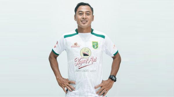 Samsul Arif Samsul Arif bangga bergabung Persebaya Surabaya. (Foto: Persebaya)
