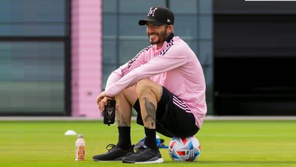 David Beckham David Beckham mendatangi latihan Inter Miami. (Foto: Instagram @davidbeckham)